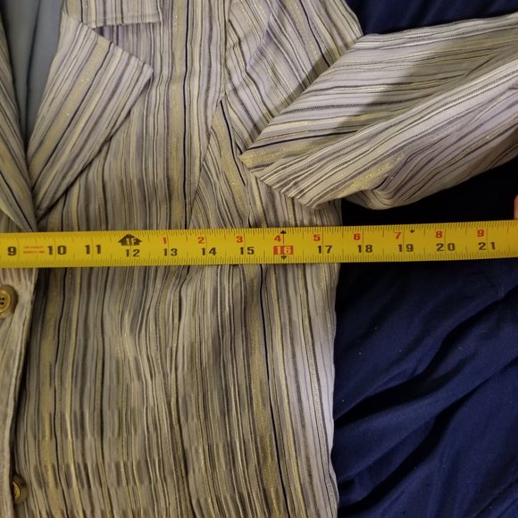 Fancy blazer, blue with gold thread, size M, NWOT - Picture 6 of 9